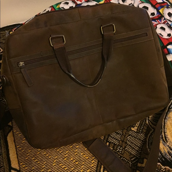 Wilson Leather Leather Messenger Bag - Picture 2 of 4